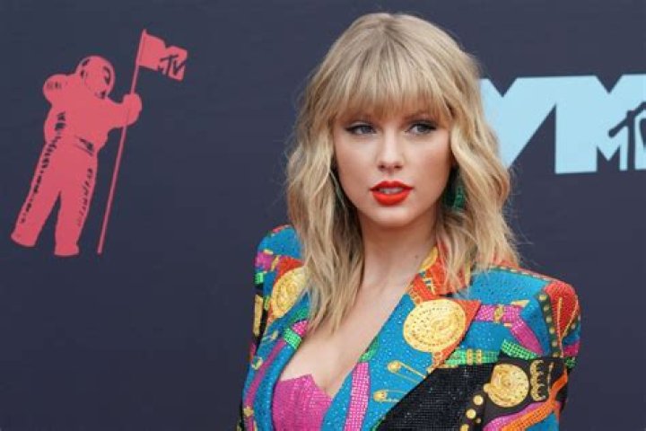 10 Biggest Surprise Albums Released Out of Nowhere