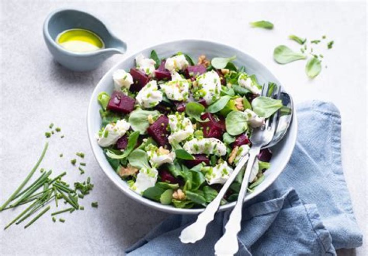 10 Unexpected Ingredients to Make Delicious Salads