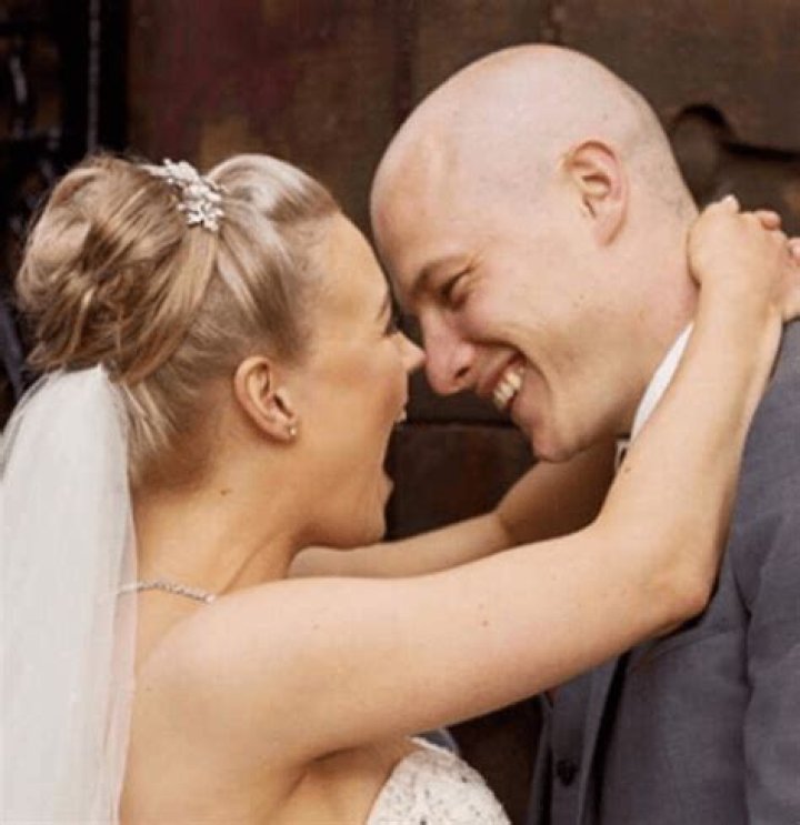 Aaron Mooy Bio-salary, net worth, married, wife, children, relationship, career, nationality, family, age, earnings, affair, stats
