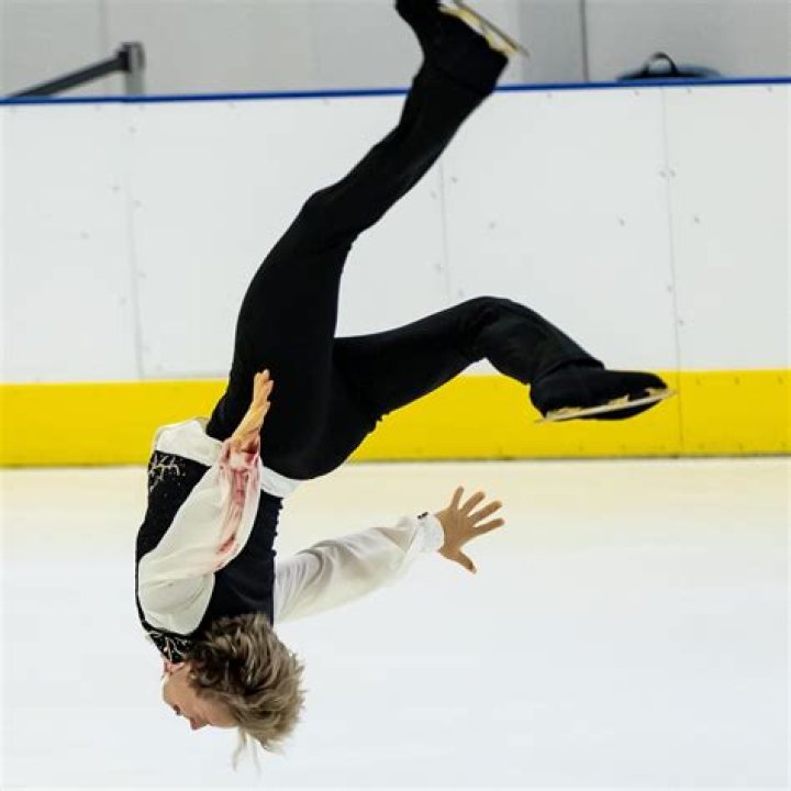 Adam Rippon (figureskater) Wiki,Age,Birthday,Biography,Height,Net Worth ..