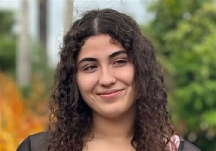 Ameerah Navalua - Bio, Age, Wiki, Facts and Family