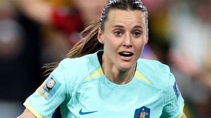 American professional soccer player, Tobin Heath has an estimated net worth of $1.5 million, Is she married?