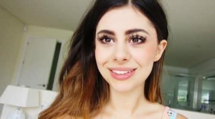 Azzyland Height, Weight, Age, Boyfriend, Family, Facts, Biography