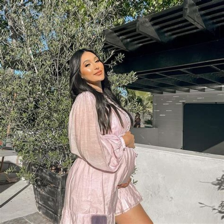 BeautyyBird net worth, income and estimated earnings of Youtuber channel