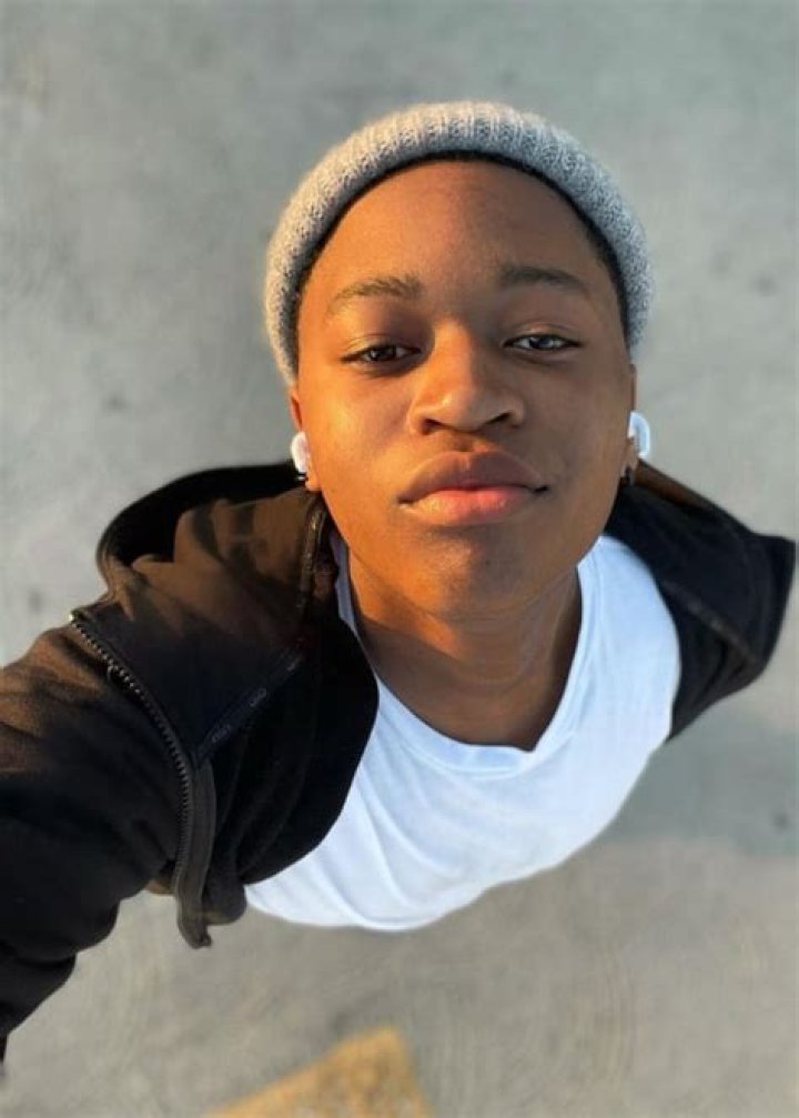 Brandon Severs Height, Weight, Age, Girlfriend, Family, Facts, Biography