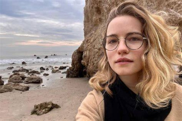 Caitlin Fitzgerald - Bio, Age, Wiki, Facts and Family