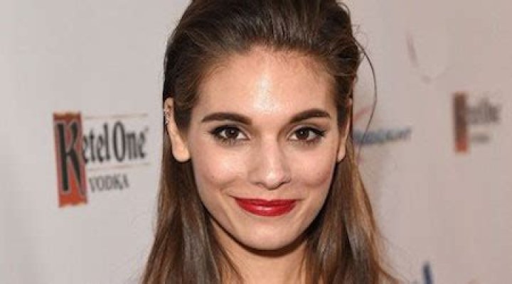 Caitlin Stasey Height, Weight, Age, Boyfriend, Family, Facts, Biography