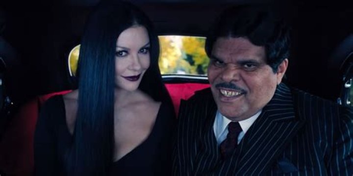 Carlos Gomez | Actor, The Baker And The Beauty Cast, Wife, Net Worth, Married, Charmed, Friends, NCIS, Kids