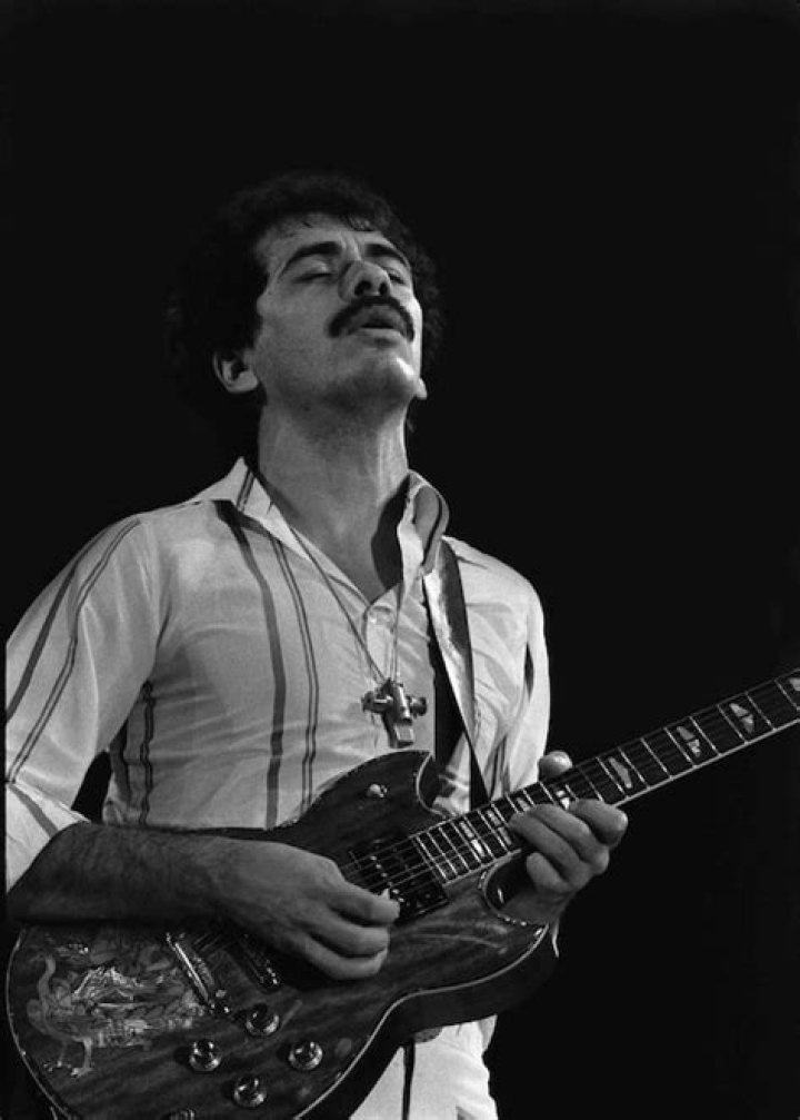 Carlos Santana Height, Weight, Age, Spouse, Family, Facts, Biography