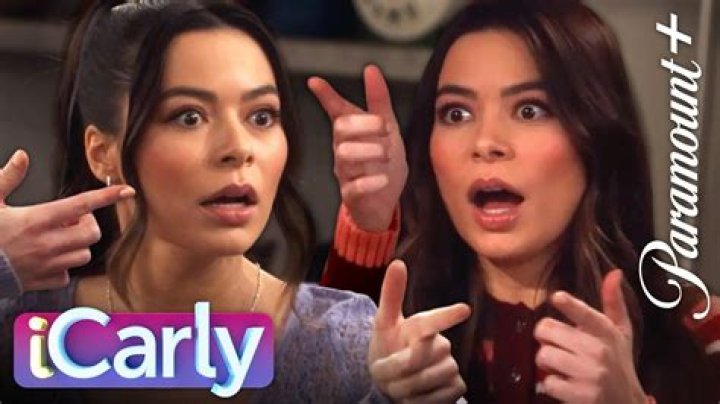 Carly Fakes It Until She Makes It With New Gig