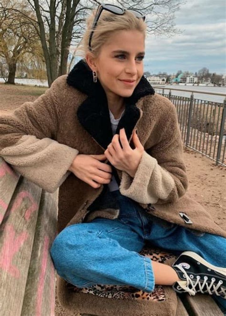 Caroline Daur Height, Weight, Age, Boyfriend, Family, Facts, Biography