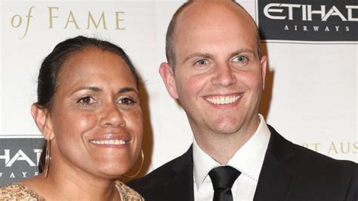 Cathy Freeman Bio- Husband, Divorce, Married, Salary, Child, Net worth, Earnings, Family, Age, Nationality, Height, Awards