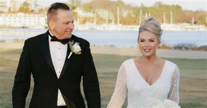 Cynthia Frelund Wikipedia: Husband, Age, Net Worth & Salary.