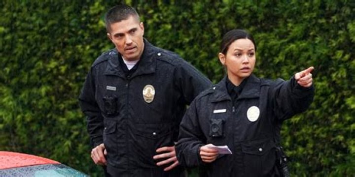 Daniel Keeps Secret From Lily Heather And Lucy's Move?