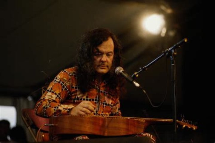 David Lindley Net Worth | Celebrity Net Worth