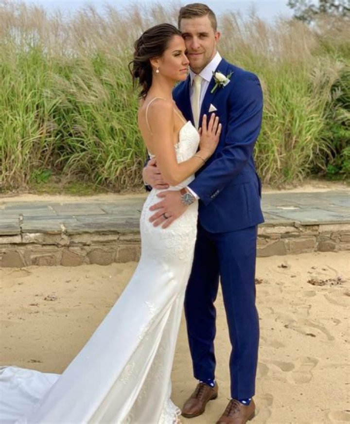 Devon Toews Biography, salary, net worth, married, relationship, engaged, girlfriend, age, nationality, family, career, affair