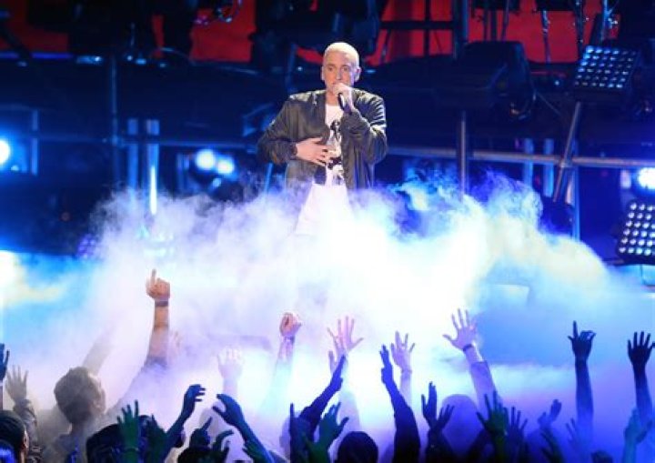 Did You Know That Another Very Famous Rapper Passed On Signing Eminem – SIX TIMES? Whoops!