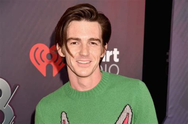 Drake Bell - Bio, Age, net worth, height, weight, Wiki, Facts and Family