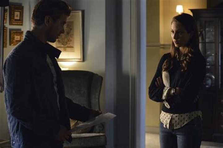 DREW VAN ACKER, TROIAN BELLISARIO – Celeb Secrets