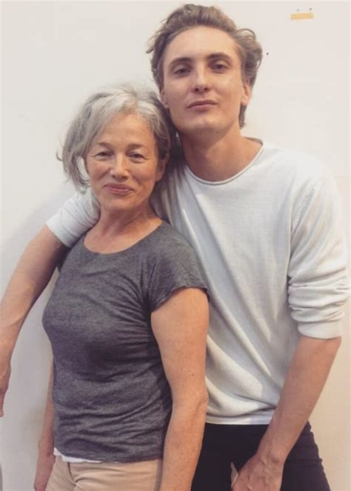 Eamon Farren Height, Weight, Age, Body Statistics, Biography, Girlfriends