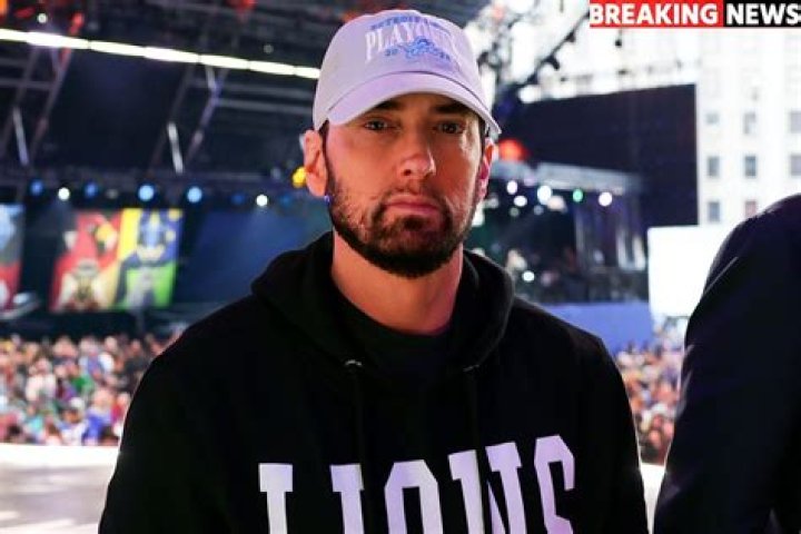 Eminem Height, Weight, Age, Girlfriend, Children, Family, Facts, Biography