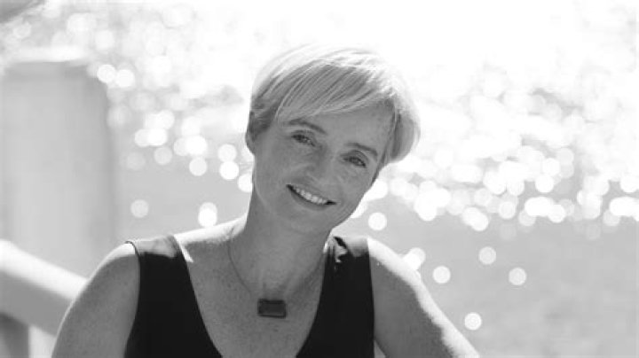 Emma Johnston - Bio, Age, Wiki, Facts and Family