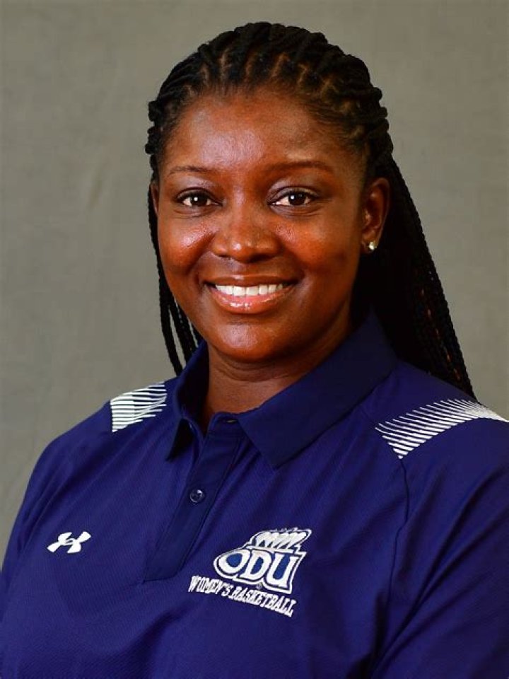 Former WNBA star DeLisha Milton-Jones' Salary as a coach; Is she married? Her Career Stats, Earnings, and Personal Life