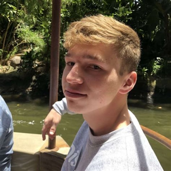 Gabriel Brown Height, Weight, Age, Girlfriend, Facts, Biography