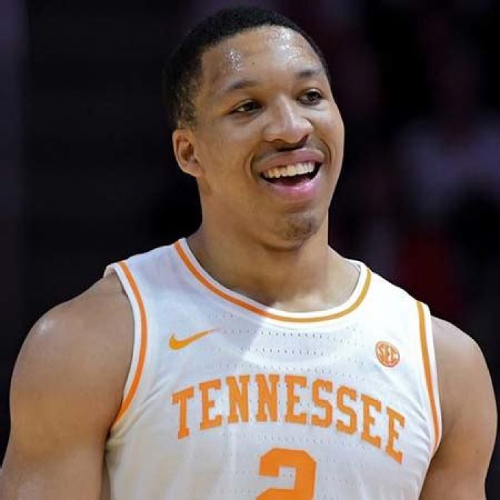 Grant Williams Biography- 2019 NBA Draft prospect, Salary, Contract, Stats, Net worth, Relationship, Girlfriend, Married, Affair, Age, Height, Family