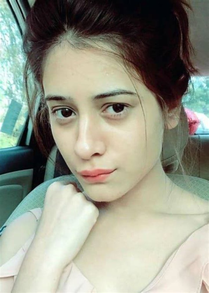 Hiba Nawab Height, Weight, Age, Body Statistics