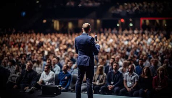 Hire Steve Kerr For an Appearance at Events or Keynote Speaker Bookings.
