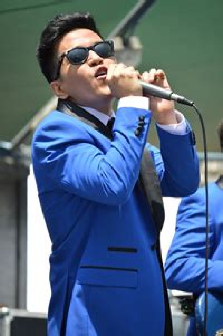 Hire Uptown Funk- Bruno Mars Tribute for a Corporate Event or Performance Booking.