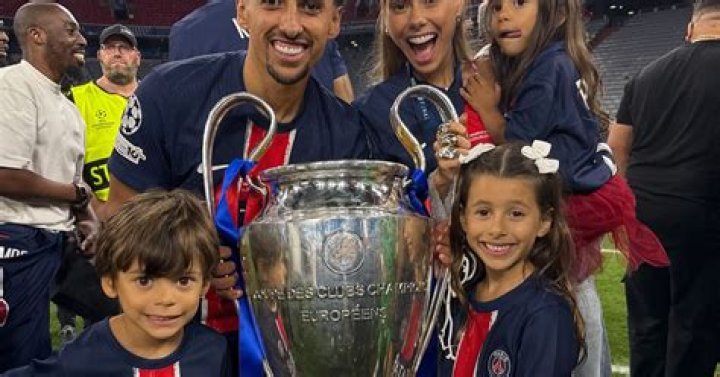 Histoire de l'enfance de Marquinhos plus Biographie inconnue Faits