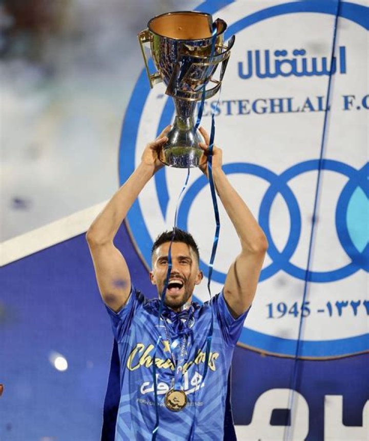 Hossein Hosseini Bio, Age, Net Worth, Salary, Market Value, Stats, Married, & Wife