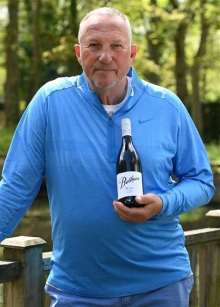 Ian Botham Height, Weight, Age, Family, Children