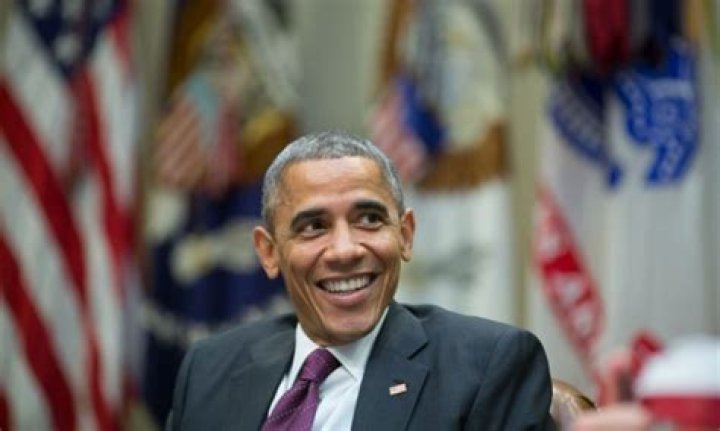 Is Barack Obama Left-Handed?