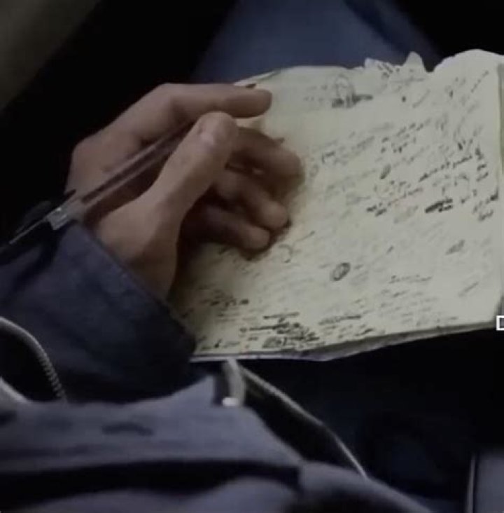 Is Eminem Left-Handed?