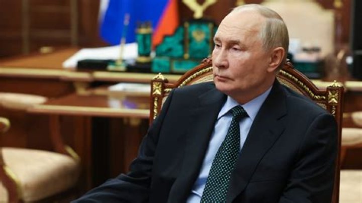 Is Vladimir Putin Secretly Sitting On A $200 Billion Fortune?