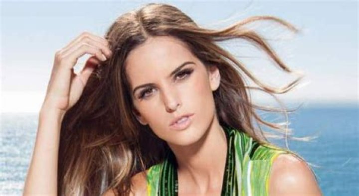 Izabel Goulart Height, Weight, Age, Body Statistics