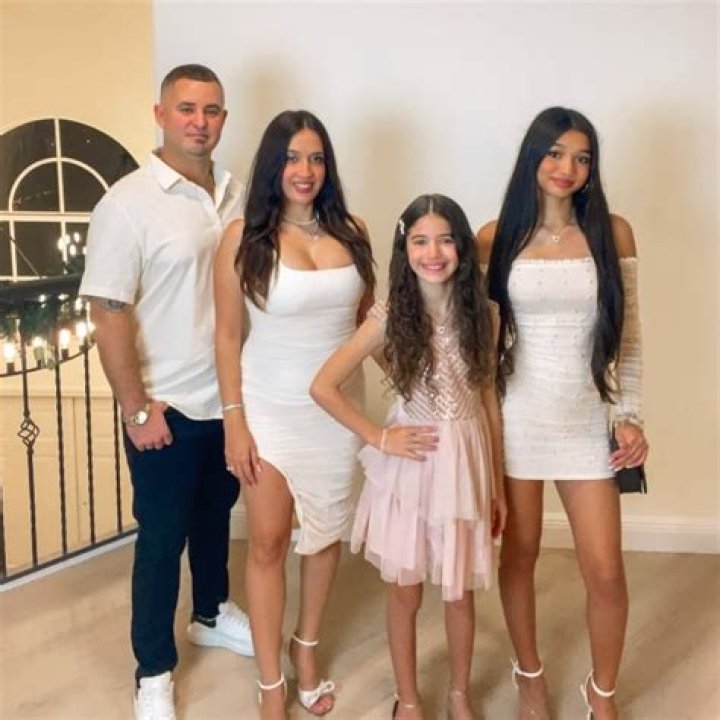 Jasmine Mir - Bio, Age, Wiki, Facts and Family
