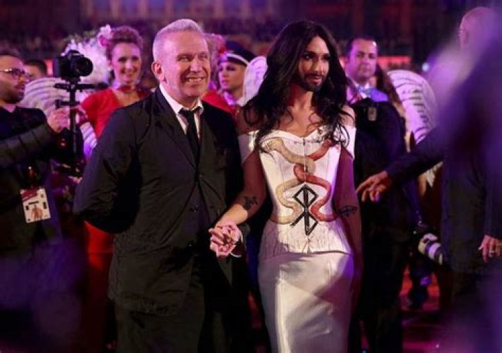 Jean-Paul Gaultier Height, Weight, Age, Boyfriend, Family, Biography