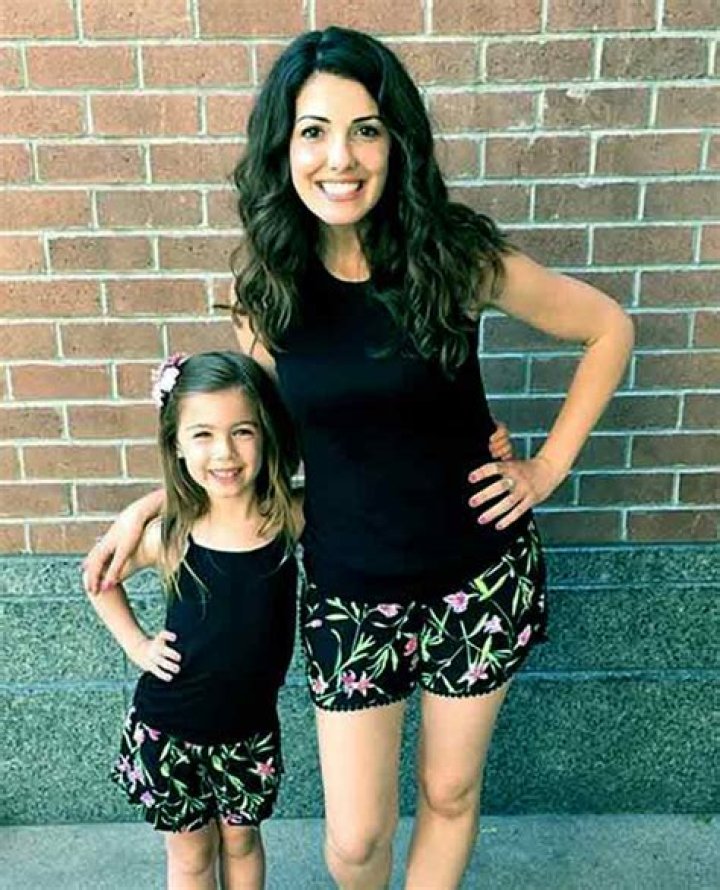 Jeannette Sousa Husband, Married, Net Worth, Wiki, Parents, Biography