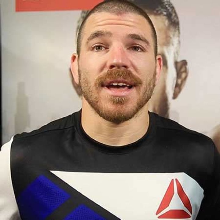 Jim Miller Bio - salary, net worth, married, affair, girlfriend, relationship, age, height, family, parents, wife