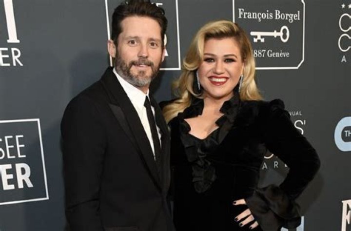 Kelly Clarkson Shades Ex Brandon Blackstock And Divorce Drama In “abcdefu” Song Cover – Celeb Secrets