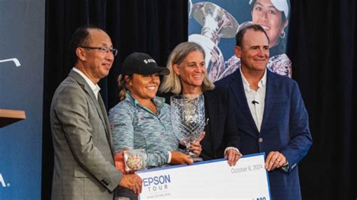 Lauren Stephenson Golf Career and Stats; Know her Earnings, Net worth, Family, Boyfriend