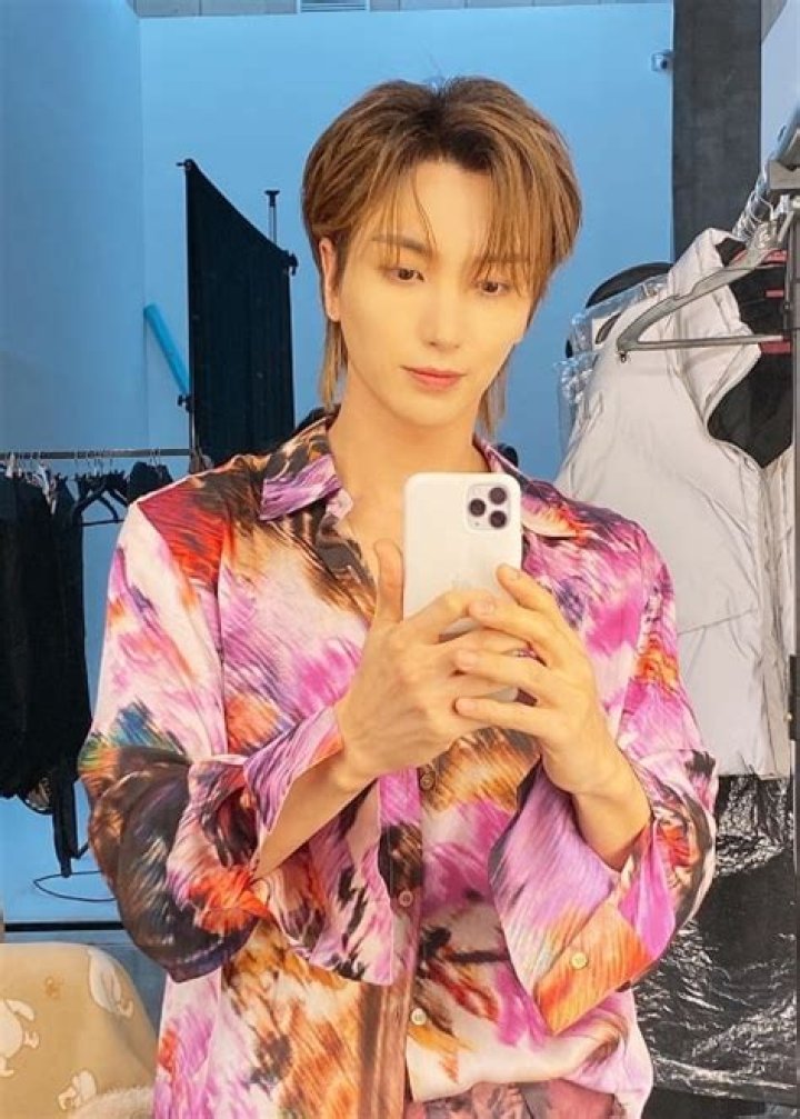 Leeteuk Height, Weight, Age, Girlfriend, Family, Facts, Biography