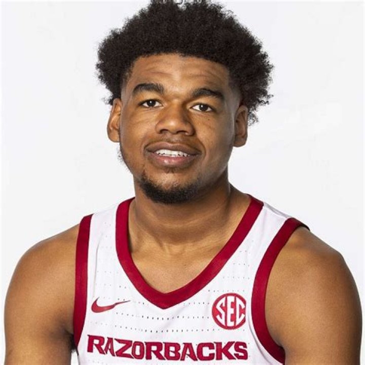 Mason Jones NBA Draft, Contract, and Salary; Is he Married? (Age, Affair, Relationship, Family, Stats)
