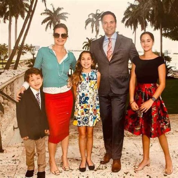 Mike Piazza - Bio, Age, net worth, height, Wiki, Facts and Family