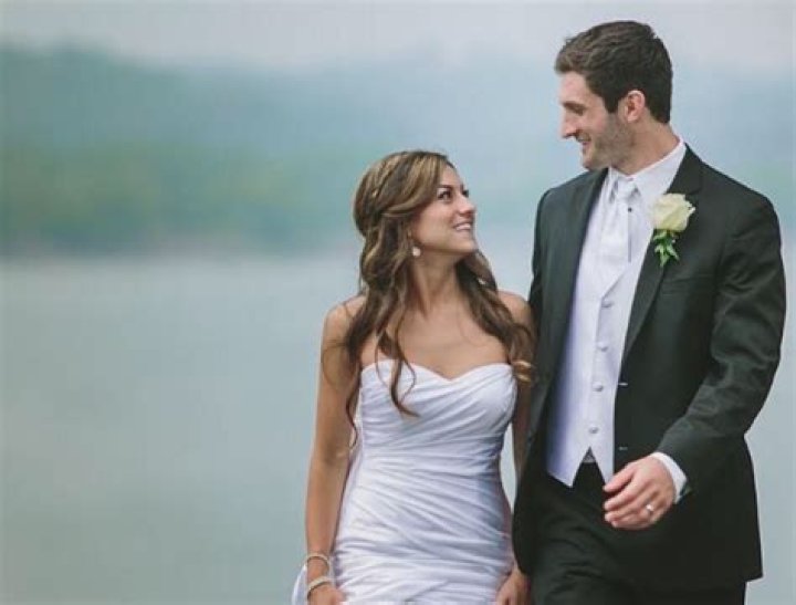 Nathan Peterman Bio- salary, net worth, married, relationship, affair, career, age, wife, children, girlfriend, nationality, stats, contracts