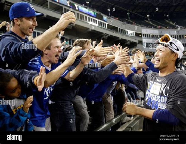 Nori Aoki Net Worth | Celebrity Net Worth
